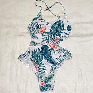 SHEIN tropical birds of paradise one piece swim suit Sz Medium